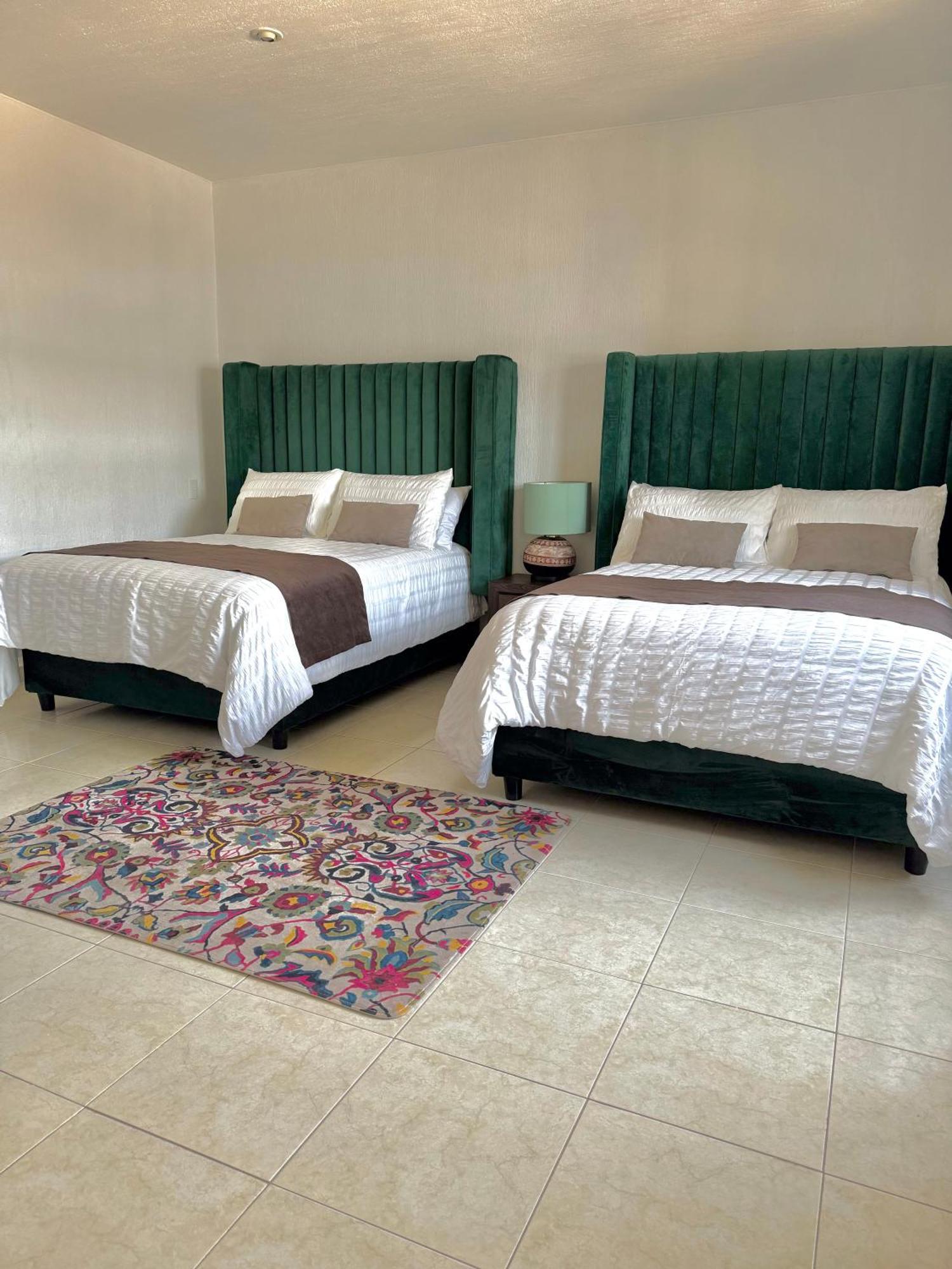 Suite Los Angeles Текосаутла Экстерьер фото